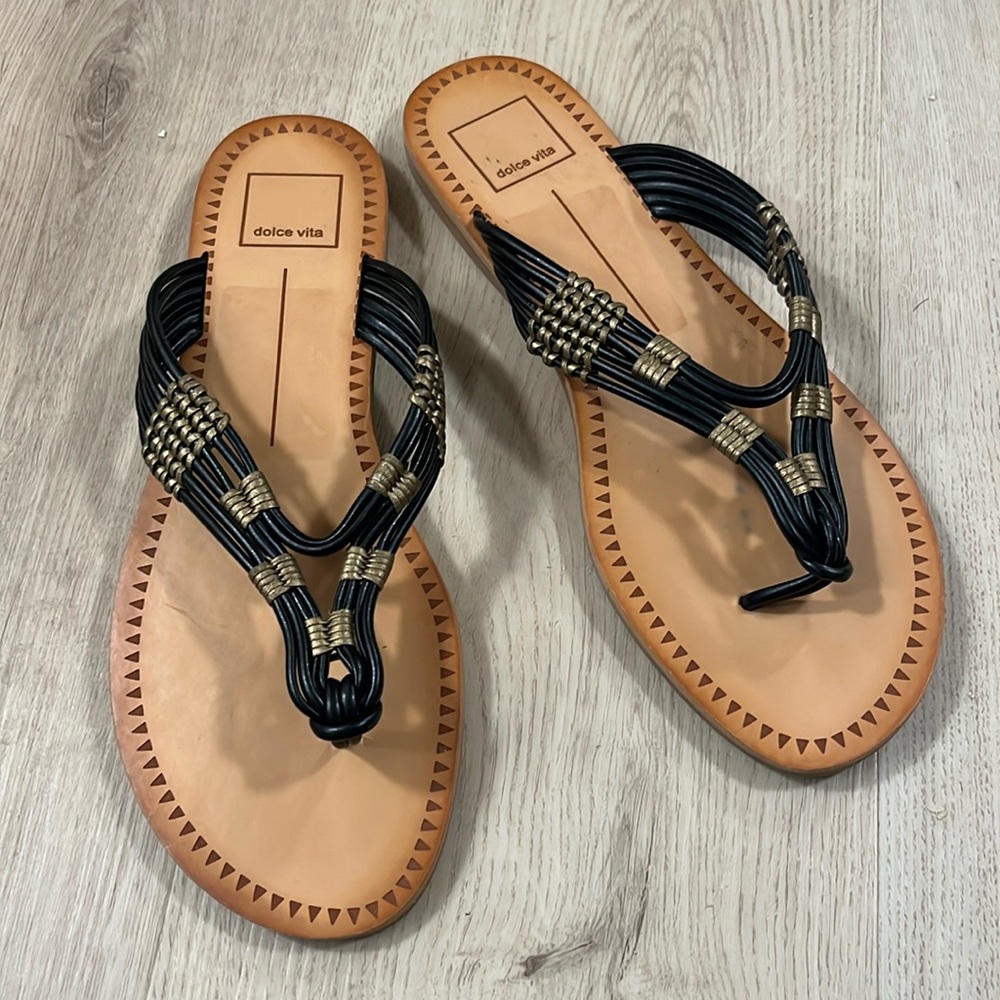 Dolce Vita sandals size 7.5 brand new without tags